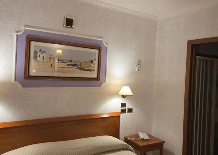 Hotell Ristorante Rinelli Margherita Di Savoia