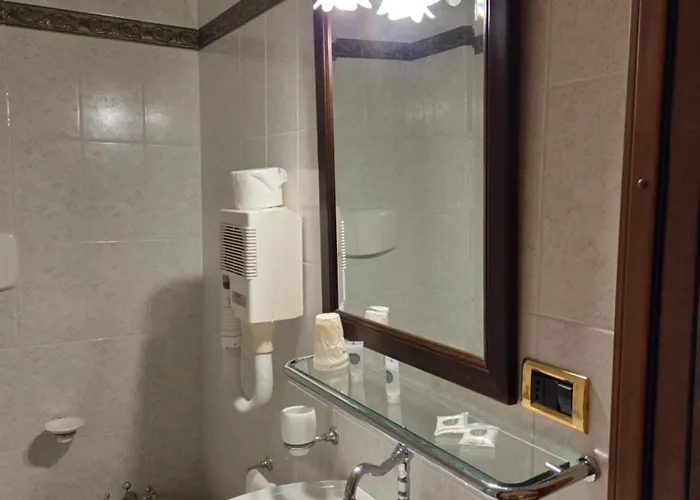 Отель Ristorante Rinelli 3*